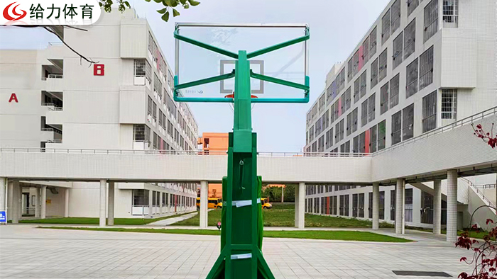 南寧可移動(dòng)籃球架廠家