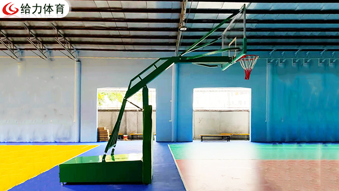 可移動(dòng)籃球架價(jià)格