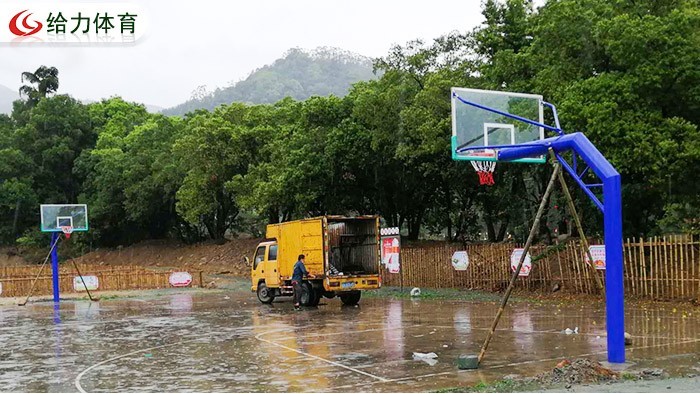 籃球架廠家直銷